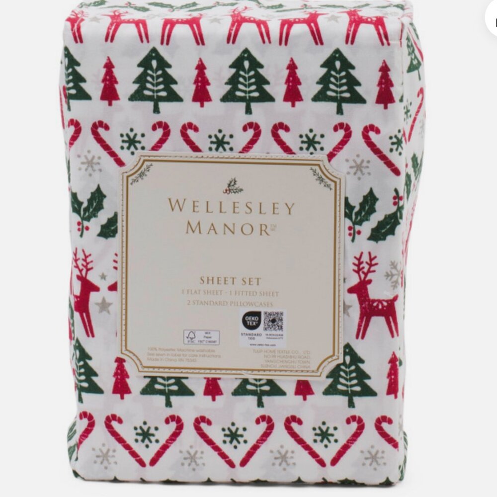 Wellesley Manor CHRISTMAS TREE REINDEER Twin Size Sheet Set (snowflakes holly)